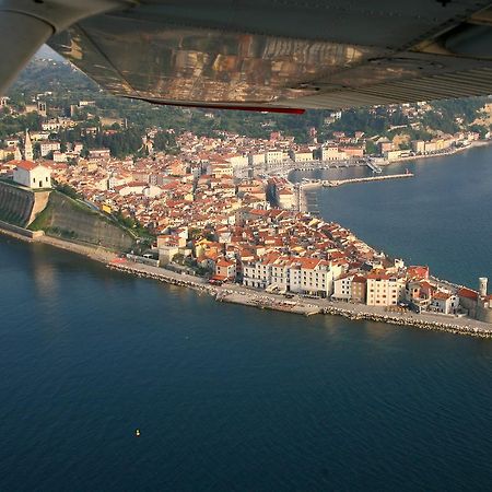 Apartma Mery Piran Luaran gambar