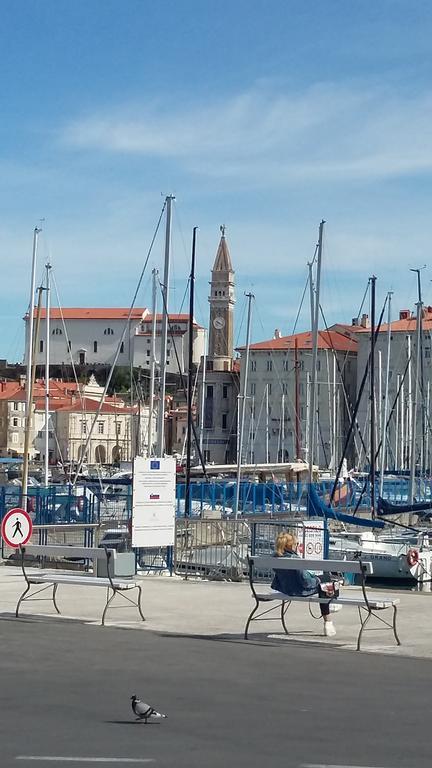 Apartma Mery Piran Luaran gambar