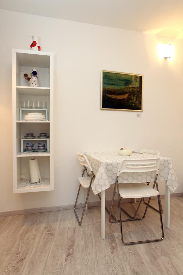 Apartma Mery Piran Luaran gambar